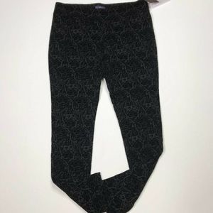 NYDJ Black Primrose Flocking Skinny Legging Size 8P Pull On Elastic NWT